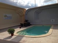 Photo Foire de marseille piscine coque - Photo piscine en polyester