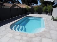 Photo photo Petite piscine coque - Photo piscine en polyester