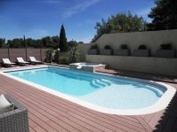 Photo Grande piscine coque avec plage - Photo piscine en polyester