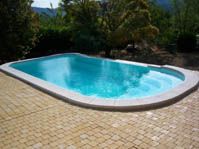 Piscine a dbordement latral -  - piscine coque polyester